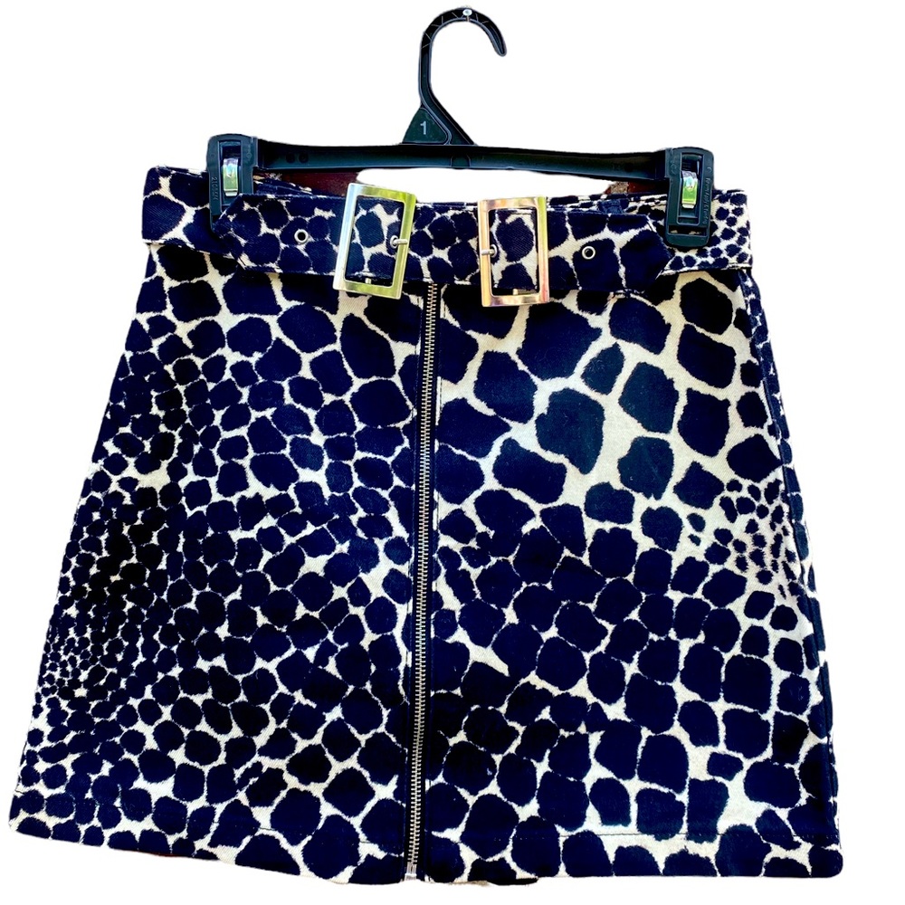 Printed mini skirt
